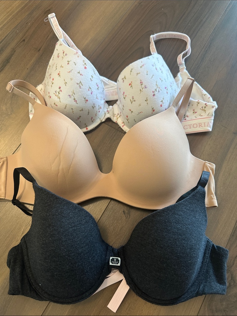 Victoria's Secret 3-Pack T-Shirt Bras — Floral Ivory, Nude & Charcoal